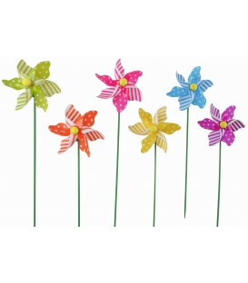 Větrník s puntíky a proužky